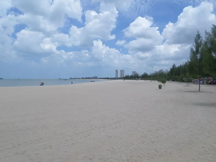 Klebang Beach 马六甲吉里望海滩